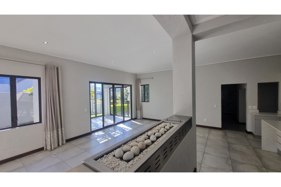 To Let 3 Bedroom Property for Rent in Kingswood Golf Estate Western Cape